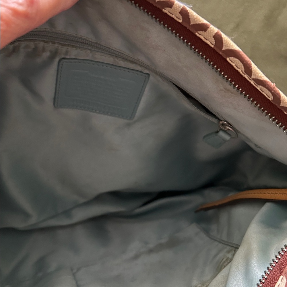 Coach Tan and Brown Signature Shoulder Bag - Picture 2 of 5